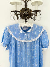 Load image into Gallery viewer, Vintage 1950s Blue Eyelet Pajama Set (L)