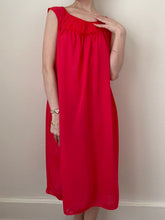 Load image into Gallery viewer, Ravishing Red 60s Peignoir and Nightgown Set (S/M)