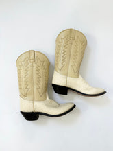 Load image into Gallery viewer, Oatmilk Latte Ostrich Leather Cowboy Boots (5.5)