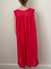 Load image into Gallery viewer, Ravishing Red 60s Peignoir and Nightgown Set (S/M)