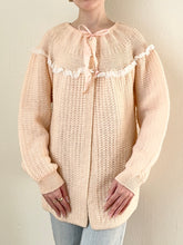 Load image into Gallery viewer, 1950s Peach Bed Jacket Sweater (M)