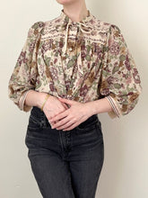 Load image into Gallery viewer, 1970s Brown Floral Button Up Pussy Bow Blouse (M)