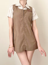 Load image into Gallery viewer, 1970s Girl Scout Brownies Uniform Dress Set (XXS, Girls 8)