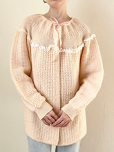 Load image into Gallery viewer, 1950s Peach Bed Jacket Sweater (M)