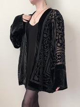 Load image into Gallery viewer, Witchy Burn Out Velvet Kimono (L)