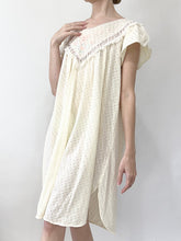 Load image into Gallery viewer, 70s Soft Yellow Bow Nightgown (S)