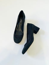 Load image into Gallery viewer, Navy Blue Suede Vintage Ballet Block Heels