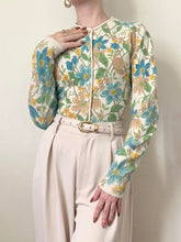 Load image into Gallery viewer, 50s Pastel Floral Soft Dainty Cardigan Sweater (S)