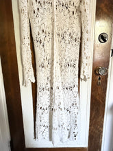 Load image into Gallery viewer, Peter Pan Collar Belle Sleeve 70s Boho Inspired Crochet Medallion Duster Cardigan (L)