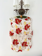 Load image into Gallery viewer, Y2K 2000s 100% Silk Lace Trim Floral Blouse (XL)