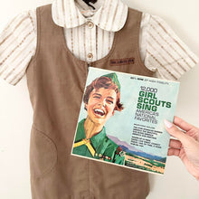 Load image into Gallery viewer, 1970s Girl Scout Brownies Uniform Dress Set (XXS, Girls 8)