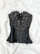 Load image into Gallery viewer, 1950s Black Lace Merry Widow Bustier (32C)