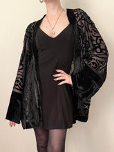 Load image into Gallery viewer, Witchy Burn Out Velvet Kimono (L)