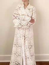 Load image into Gallery viewer, Peter Pan Collar Belle Sleeve 70s Boho Inspired Crochet Medallion Duster Cardigan (L)