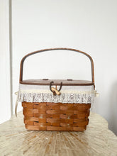 Load image into Gallery viewer, Vintage Handmade Longaberger Basket Purse