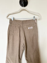 Load image into Gallery viewer, 1970s Taupe Corduroy Levi’s Pants (28”)