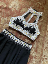 Load image into Gallery viewer, Black Sequin Bejeweled Burlesque Dance Set (S)