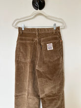 Load image into Gallery viewer, 1970s Taupe Black Tab Velvet Levi’s Pants (28”)