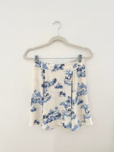 Load image into Gallery viewer, Blue Toile De Jouy French Vintage Style Mini Skirt (S)