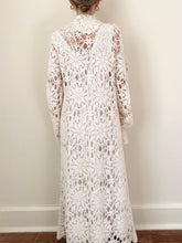 Load image into Gallery viewer, Peter Pan Collar Belle Sleeve 70s Boho Inspired Crochet Medallion Duster Cardigan (L)