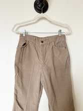Load image into Gallery viewer, 1970s Taupe Corduroy Levi’s Pants (28”)