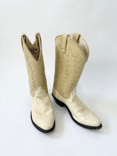Load image into Gallery viewer, Oatmilk Latte Ostrich Leather Cowboy Boots (5.5)