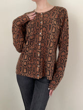 Load image into Gallery viewer, Lambswool Angora Cheetah Leopard Cardigan (M)