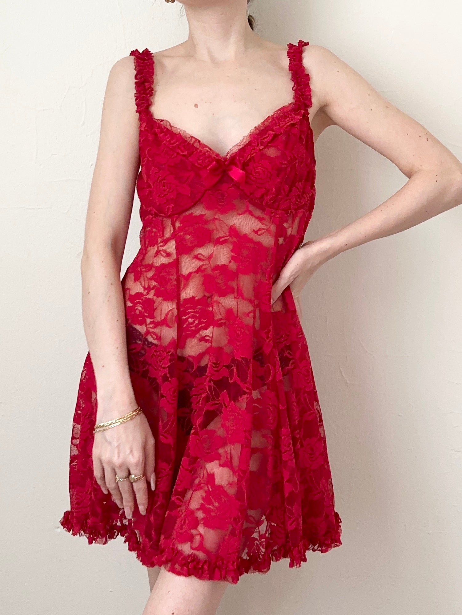 1990s “Mona Rose” Madison Beer Lace Slip Mini Dress (M) – Amethyst Lullabies