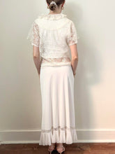 Load image into Gallery viewer, 1950s White Pleated Lace Trim Slip Skirt (S, 26”)