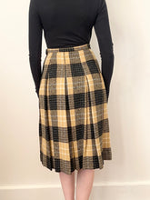 Load image into Gallery viewer, Vintage 1960s Plaid Wool Midi Skirt (XXS)