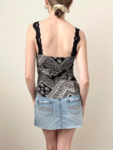 Load image into Gallery viewer, Vintage Y2K Black and White Lace Trim Bebe Cami Top (M)