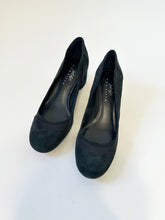 Load image into Gallery viewer, Navy Blue Suede Vintage Ballet Block Heels