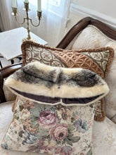 Load image into Gallery viewer, 1940s Mink Fur Boa Collar