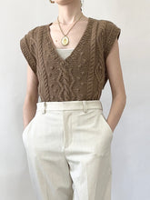 Load image into Gallery viewer, Hazelnut Coffee Hand Knit Vintage Sweater Vest (M)