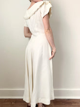 Load image into Gallery viewer, Vintage 1950s White Eyelet Collar Dress (S)