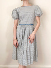 Load image into Gallery viewer, 1940s 1950s Blue Puff Sleeve Cotton Dress (XS)