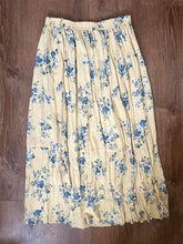 Load image into Gallery viewer, 90s Yellow and Blue Floral Maxi Skirt (3X, 43”)
