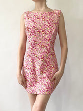 Load image into Gallery viewer, 90s Pink Daisy Mod Mini Dress (2)