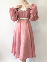 Load image into Gallery viewer, Mauve 1970s Gunne Sax Midi Dress (XS)