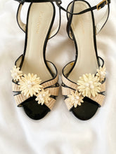Load image into Gallery viewer, Raffia Flower Wedge Heels (7)