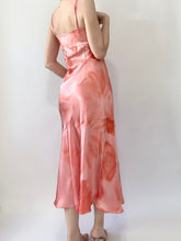 Load image into Gallery viewer, 90s Silk Hibiscus Flower Mermaid Slip Gown (L)