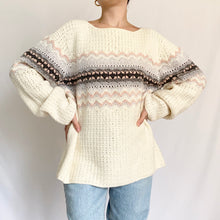 Load image into Gallery viewer, Chunky Knit Nordic Style 1990s Sweater (L)