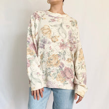 Load image into Gallery viewer, 1980s Vintage Floral Watercolor Pointelle Sweater (M)