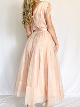 Load image into Gallery viewer, 1950s Pink Organza Belted Bow Pleated Party Dress (XS-S)