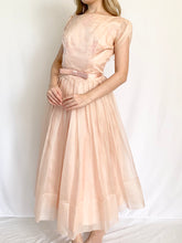 Load image into Gallery viewer, 1950s Pink Organza Belted Bow Pleated Party Dress (XS-S)