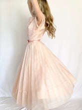 Load image into Gallery viewer, 1950s Pink Organza Belted Bow Pleated Party Dress (XS-S)