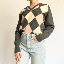 Load image into Gallery viewer, 1960s Scottish Cashmere Argyle Sweater (S)