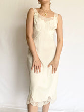 Load image into Gallery viewer, 1950's Bow Lace Trim Slip Dress (XS)