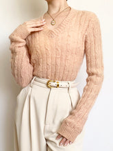 Load image into Gallery viewer, Peach 1950s Mohair V-Neck Cable Knit Sweater (XS)