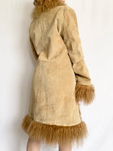 Load image into Gallery viewer, Caramel Penny Lane Shaggy Mongolian Trim Coat (S)